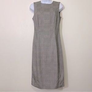 Calvin Klein Ladies Size 4 Black and White Sleeveless Dress